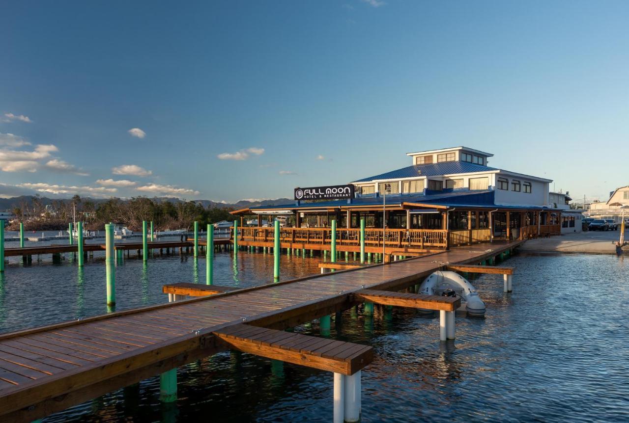 Full Moon Hotel & Restaurant Salinas Dış mekan fotoğraf
