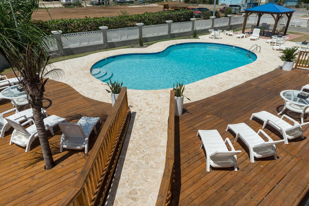 Full Moon Hotel & Restaurant Salinas Dış mekan fotoğraf